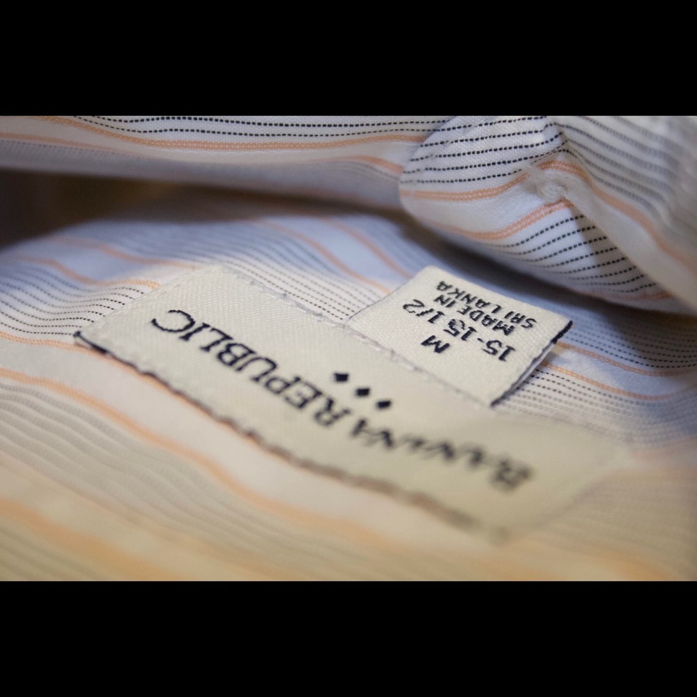 Banana Republic Dress Shirt (Medium)